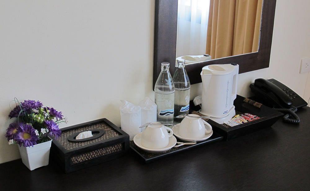 La De Bua Hotel Patong Dış mekan fotoğraf