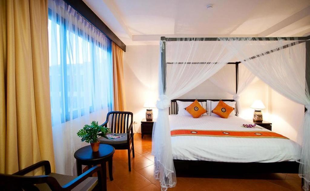 La De Bua Hotel Patong Oda fotoğraf