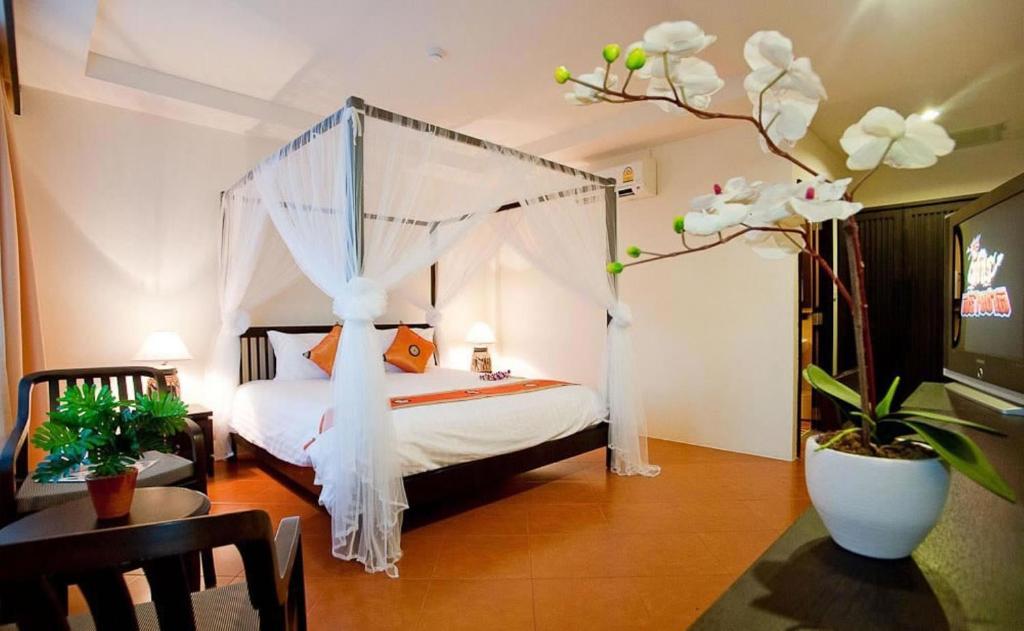 La De Bua Hotel Patong Oda fotoğraf