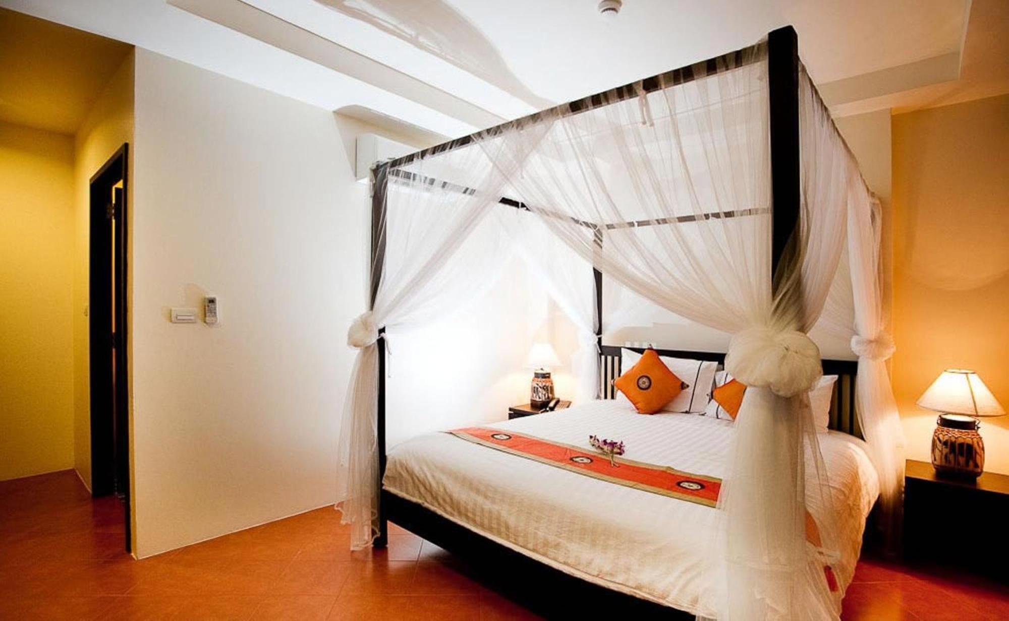 La De Bua Hotel Patong Dış mekan fotoğraf